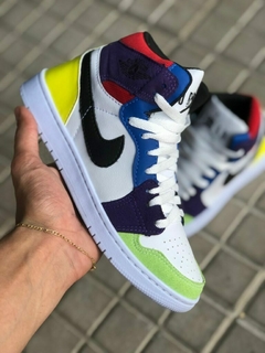 Bota Nike Jordan Feminino
