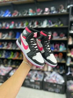 Bota Bota Nike Air Jordan Feminina na internet