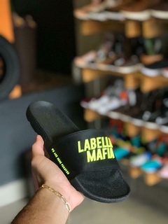 Chinelo Slide na internet