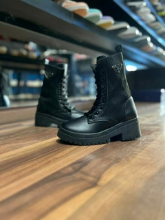 Bota Prada Modal na internet