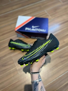 Chuteira Nike Phanton Campo Masculina - loja online