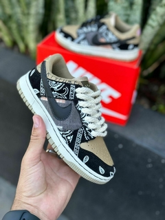 Tênis Nike SB Dunk Infantil Travis Scott Cactus na internet