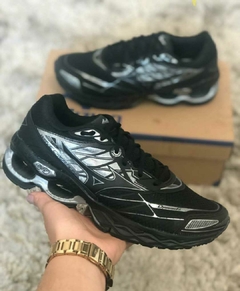 Mizuno Creation Ref-LH na internet