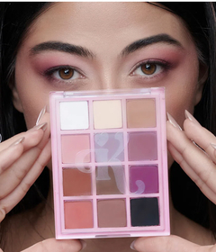 PALETA SOMBRAS 12 CORES GÊNESE BY KAREN BACHINI - MaquiaDora