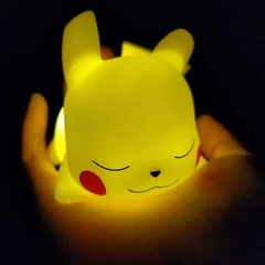 Cinzas Pokemon Pet Pikachu Mini Humor Luz Noturna Boneca Anime Presente Brinquedo - comprar online