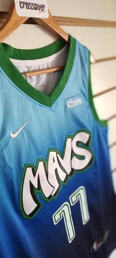 Dallas Mavericks - Luka Dončić en internet