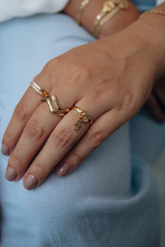 Anel Filhos Dourado - comprar online