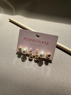 Trio Ear Cuff, Pérola e Esfera Dourado - comprar online