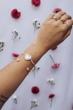 Pulseira Gravatinha Coração Dourado - comprar online