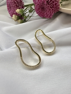 Brinco Orgânico Cravejado Dourado - comprar online
