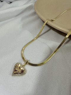 Colar Fita Pingente Coração Rosa Dourado - Permita-se Acessórios
