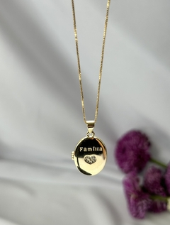 Relicário Família Dourado - comprar online