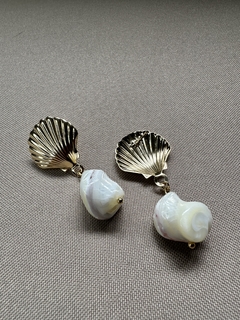 Brinco Concha Madreperola Dourado/Prata - Permita-se Acessórios