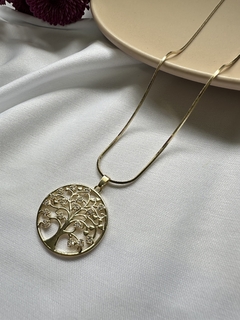 Colar Árvore da Vida Dourado na internet