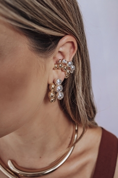 Argola Esferas Dourado/Prata - comprar online