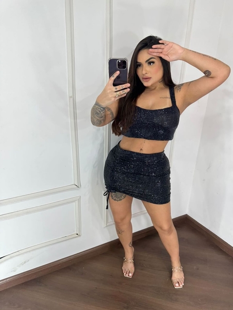 Conjunto Cropped e Saia Brilho Preto
