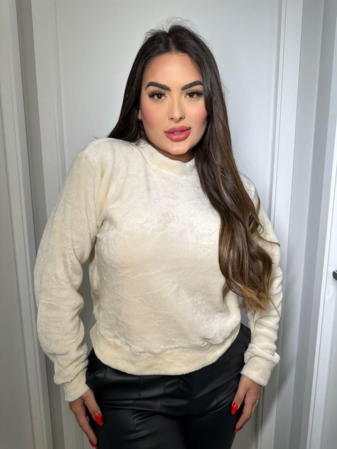 BLUSA PELINHO TEDDY FECHADA