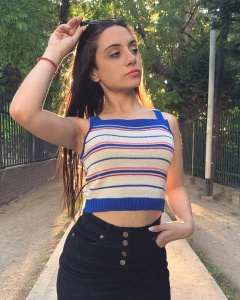 TOP BRUNA - Azul en internet