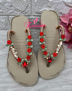 Slin areia flor vermelha corte lateral c/strass - comprar online