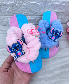 Chinelufa pelúcia Sticht azul/rosa