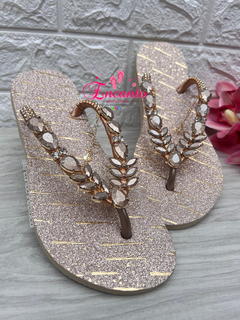 Modelo Slin Shine glitter dourado
