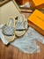 Chinelo LV Slide Pool Pillow Flatform na internet