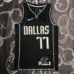 Dallas Mavericks 2022 Preta #77 Luka Doncic