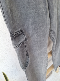 RAP JEANS CARGO ALMENDRA en internet