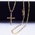 Corrente Cartier 2mm Com Pingente Cruz Palito Detalhe Banhada a Ouro 18k