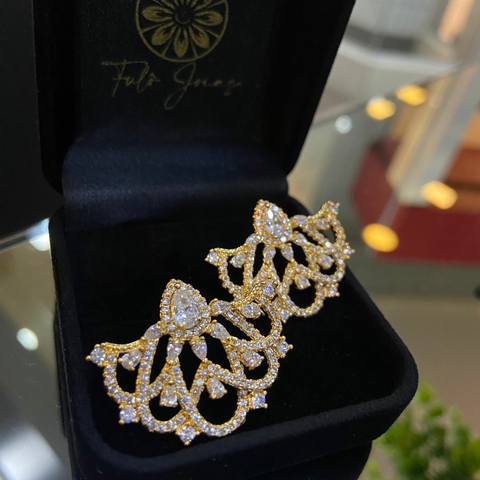 Brinco Cascata Cravejado Banhada a Ouro 18k