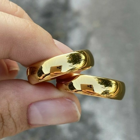 Par de Aliança Tradicional 6mm em Ouro 18k - comprar online
