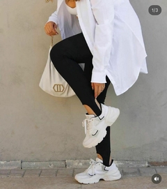 Imagem do CALÇA LEGGING COM PEZINHO