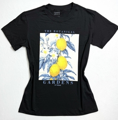 T-Shirt feminina Estampada Tamanho único Preto - comprar online