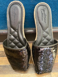 Alpargata Paetê Dourado - Solado de Borracha - comprar online