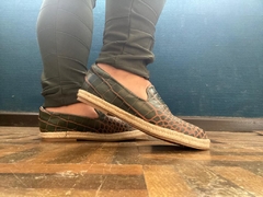 Mocassim Bico Fino - Croco Verde na internet