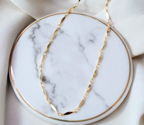 Colar fio palito trabalhado