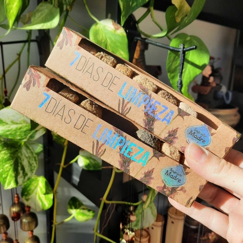 BOMBITA DE DEFUMAÇÃO SAGRADA MADRE - 7 DIAS DE LIMPEZA