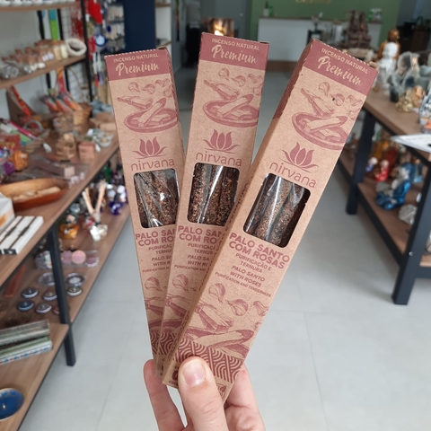INCENSO NIRVANA PREMIUM - PALO SANTO COM ROSAS