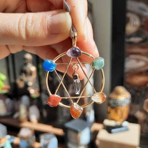PINGENTE CHAKRAS ESTRELA 6 PONTAS