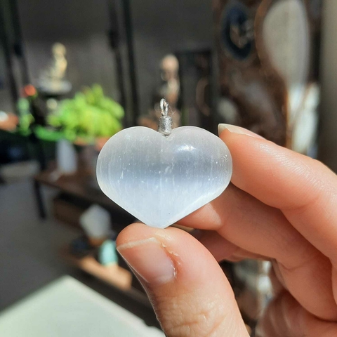 PINGENTE CORAÇÃO DE SELENITA