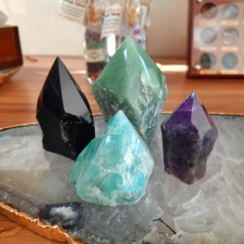 PONTAS POLIDAS BASE BRUTA - CRISTAIS DIVERSOS