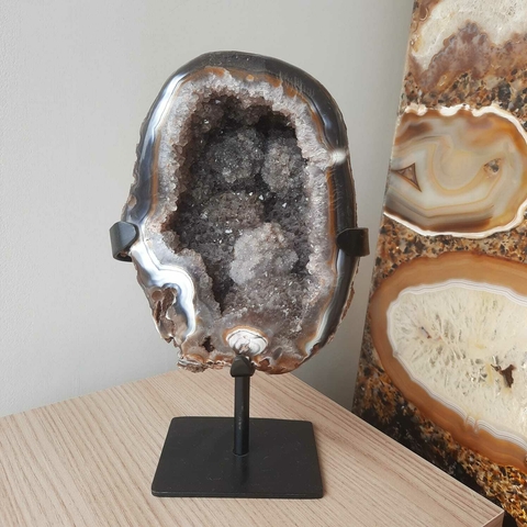 GEODO FORMA LIVRE POLIDO COM BASE - PEÇA#3 - 1,94KG