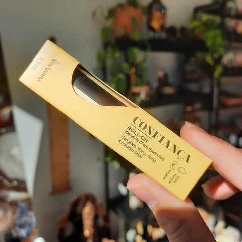 ROLL ON COM ÓLEO ESSENCIAL 10ML - CONFIANÇA - VIA AROMA
