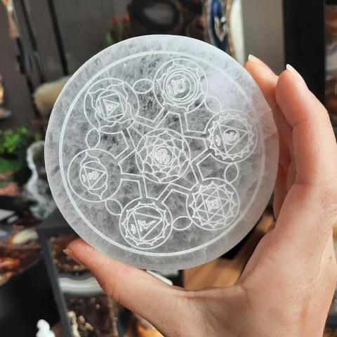 PLACA DE SELENITA 10CM - GRAVAÇÃO 7 CHAKRAS