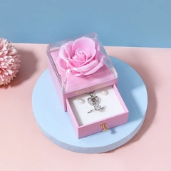 Caja de regalo con Rosa en cristal - comprar en línea