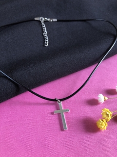 Cordão/Gargantilha de Cruz - comprar online