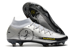 Chuteira Nike Phantom GT - comprar online