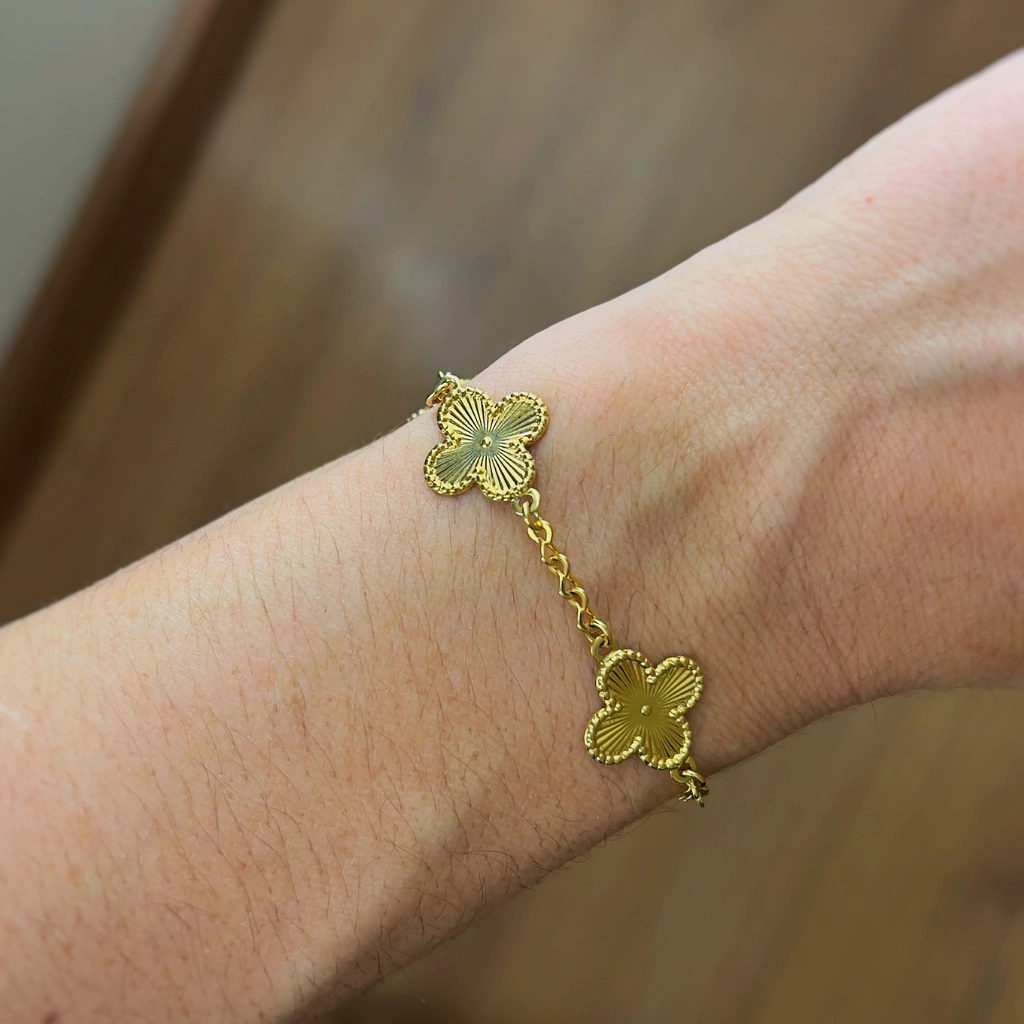 PULSEIRA TREVO BANHO EM OURO18K