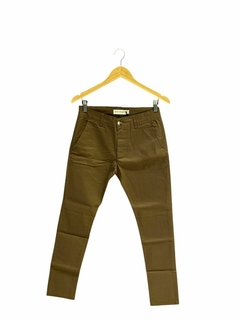 PANTALON BATUK - CORTE CHINO - comprar online