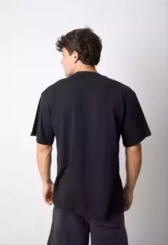 REMERA BOND - BEYOND - comprar online